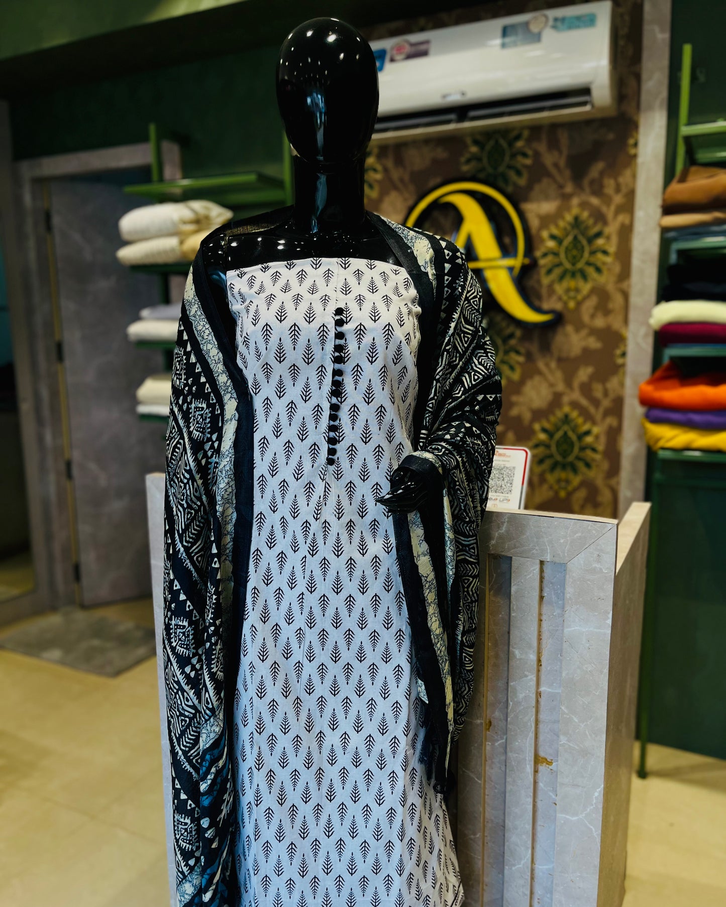 Unstitched Salwar Set