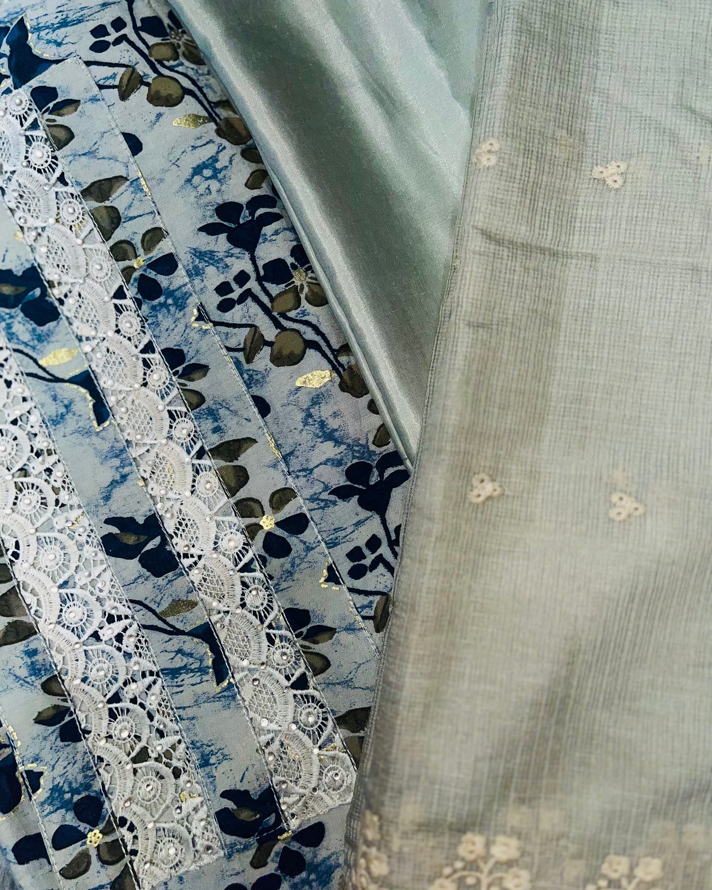 Special Offer: Flat 30% OFF Unstitched Salwar Set