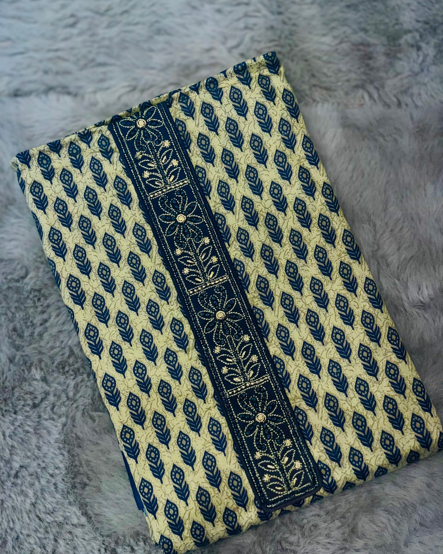 Special Offer: Flat 30% OFF Unstitched Salwar Set