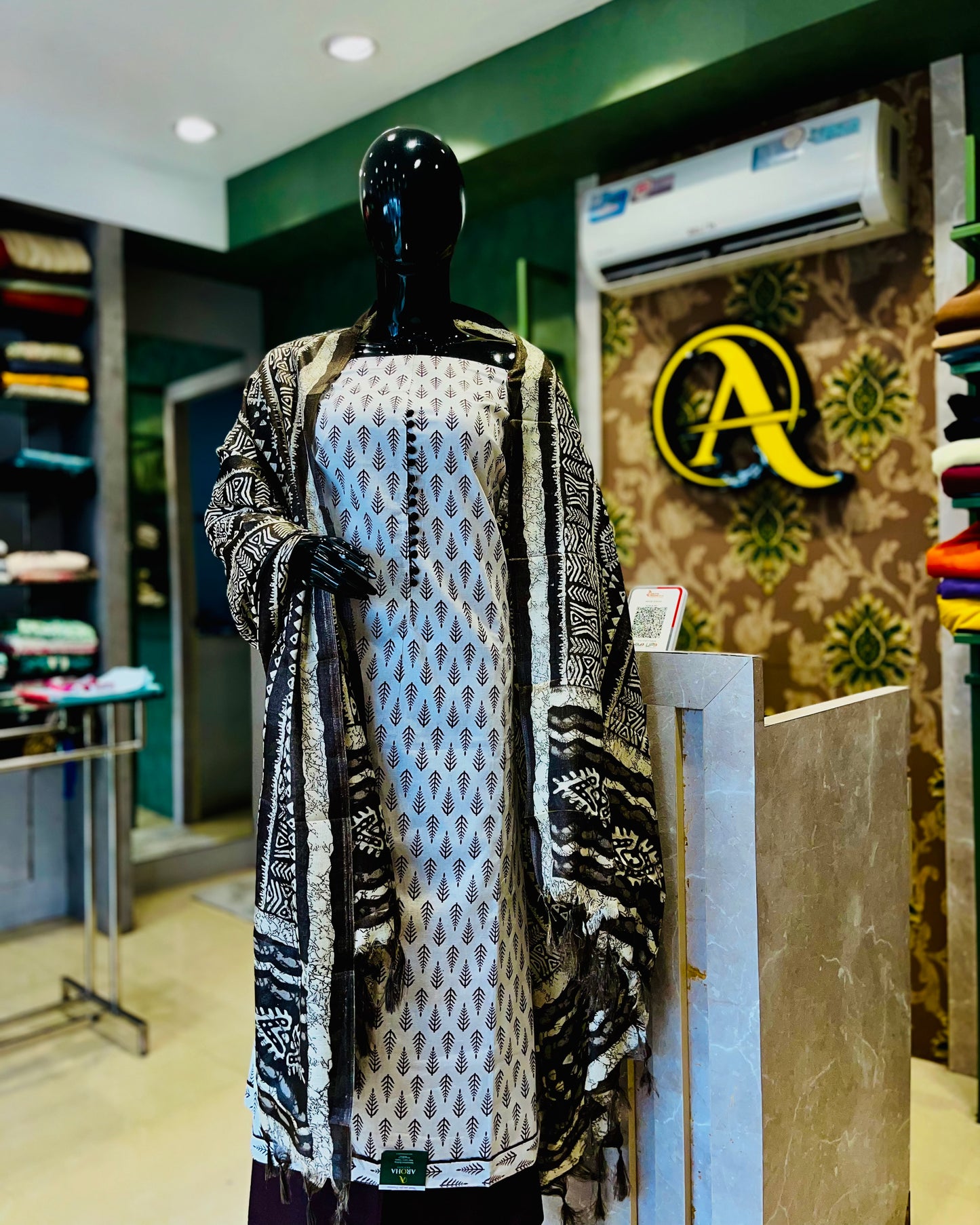 Unstitched Salwar Set