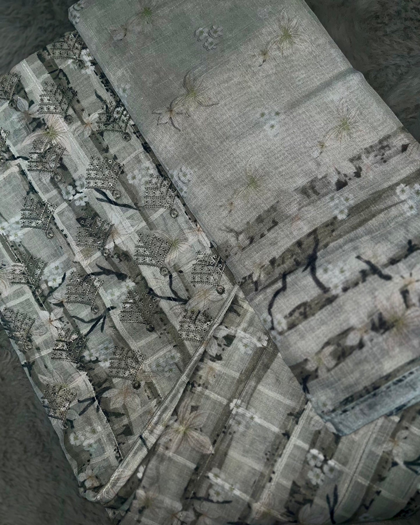 Special Offer: Flat 30% OFF Unstitched Salwar Set