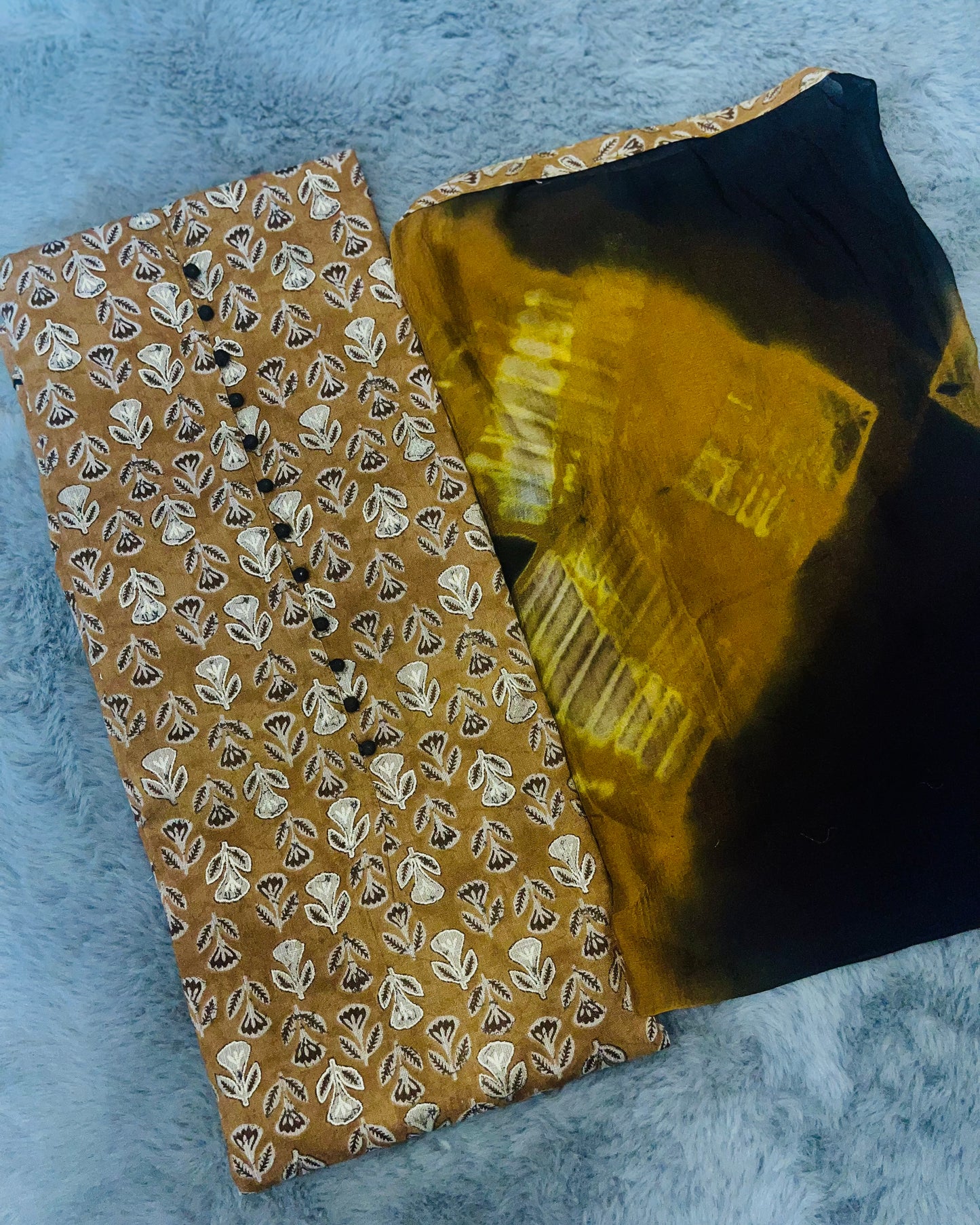 Special Offer: Flat 30% OFF Unstitched Salwar Set