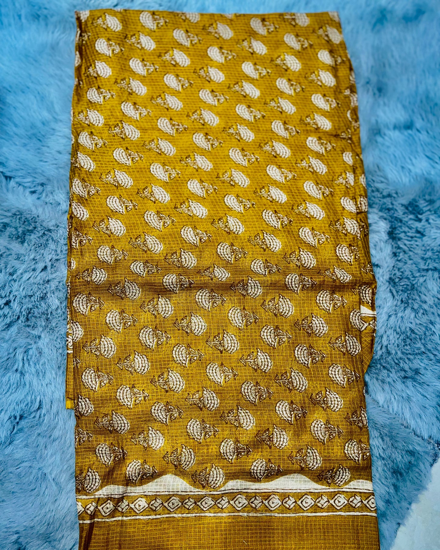 Unstitched Salwar Set