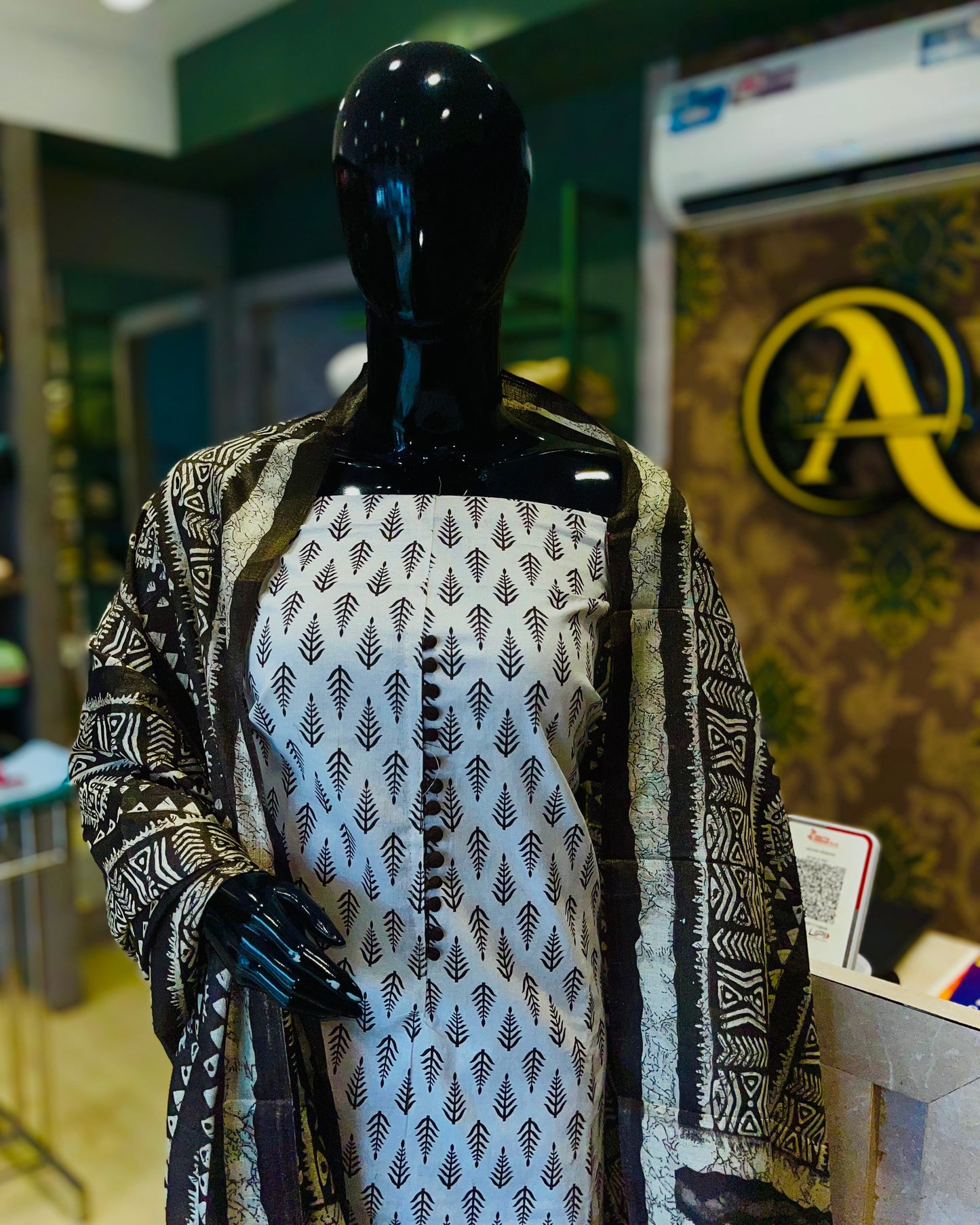 Unstitched Salwar Set