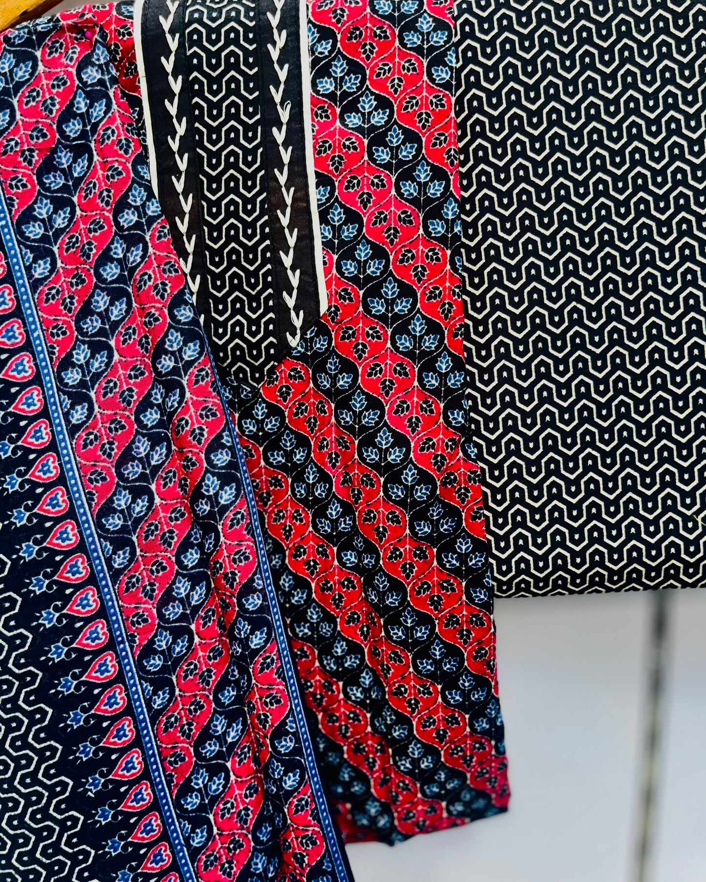 Special Offer: Flat 30% OFF Unstitched Salwar Set