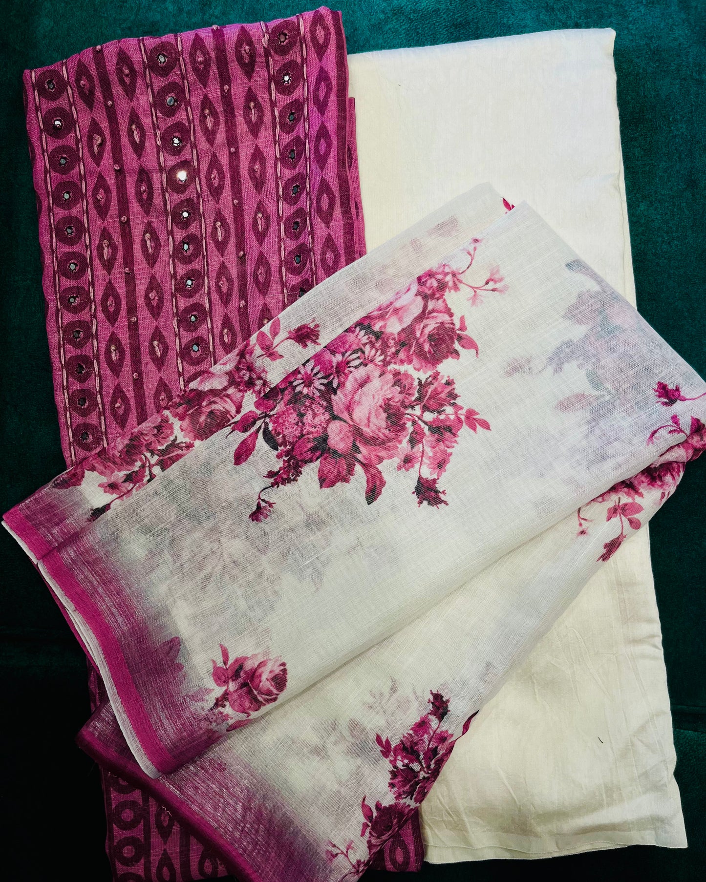 Special Offer: Flat 30% OFF Unstitched Salwar Set