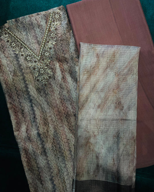 Special Offer: Flat 30% OFF Unstitched Salwar Set